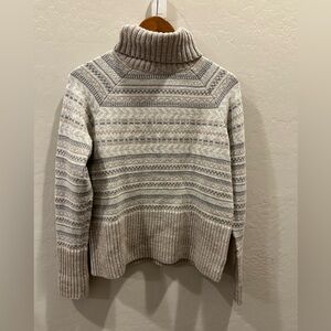 Columbia Women’s Turtleneck Winter Print Wool blend Sweater Large